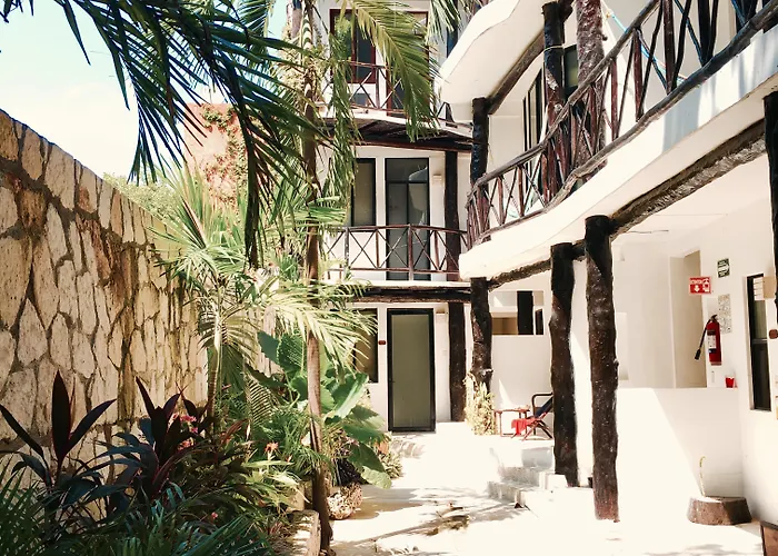 Siesta Fiesta - 5th Avenue (adults Only) 2*