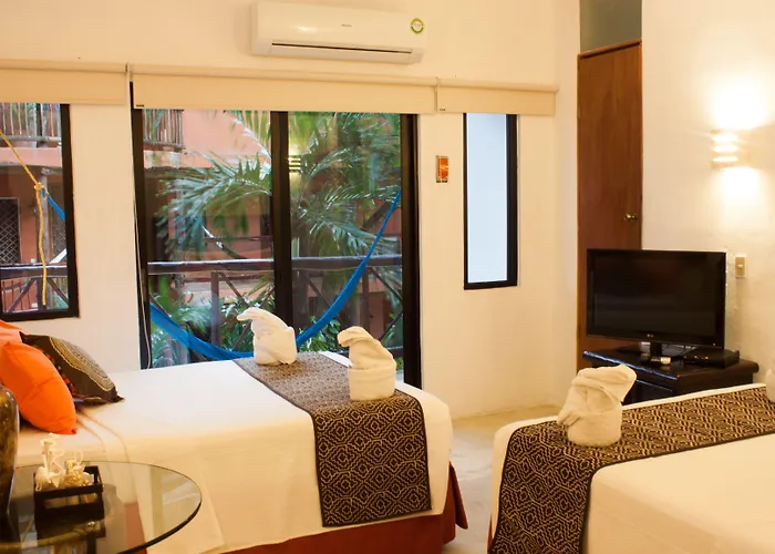 Siesta Fiesta - 5th Avenue (adults Only) Hotel 2*