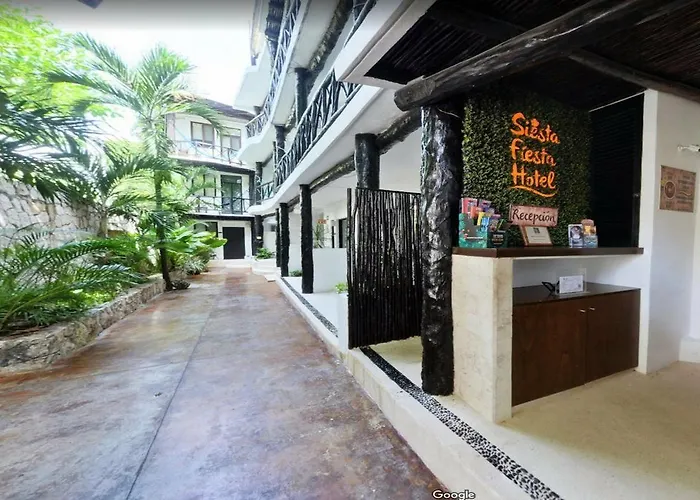 Siesta Fiesta - 5th Avenue (adults Only) 2*