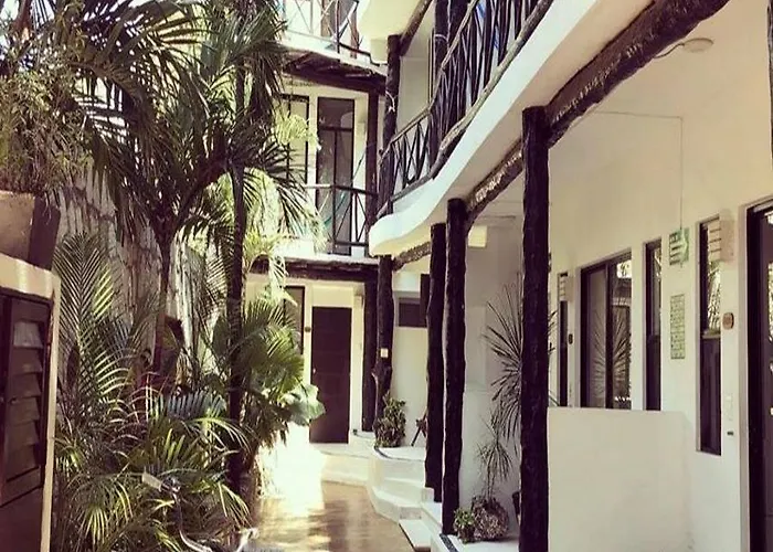 Siesta Fiesta - 5th Avenue (adults Only) 2*